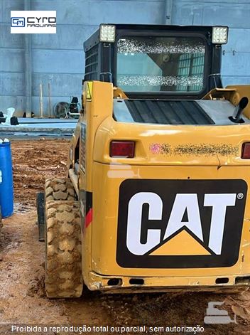 Mini-Carregadeira Caterpillar 216B