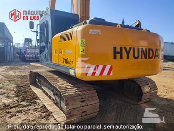 Escavadeira Hyundai R210LC-7