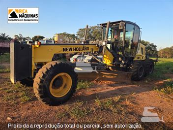 Motoniveladora New Holland RG170B