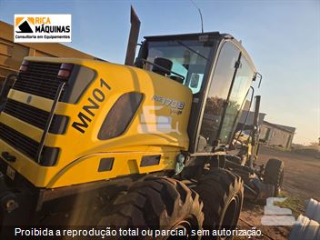 Motoniveladora New Holland RG170B