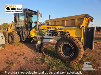 Motoniveladora New Holland RG170B