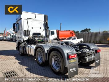 Caminhão Mercedes-Benz Actros 2651 S 6x4 2p (Diesel)(E5)