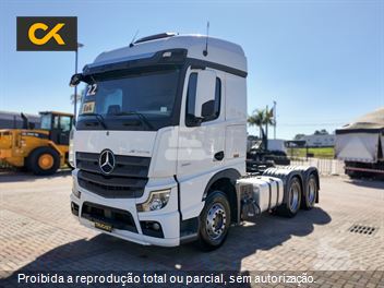 Caminhão Mercedes-Benz Actros 2651 S 6x4 2p (Diesel)(E5)