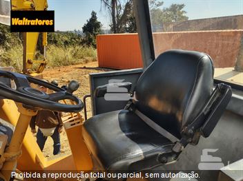 Pá Carregadeira Case W20E