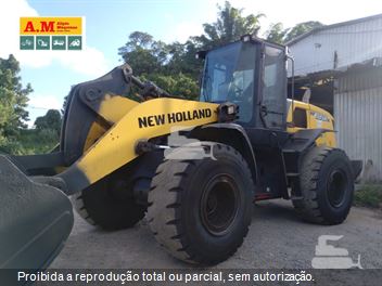 Pá Carregadeira New Holland W190 B