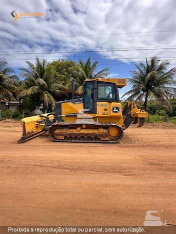 Trator de Esteira John Deere 700J-II