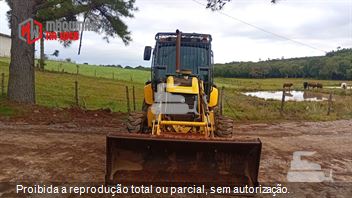 Retro Escavadeira New Holland B95B