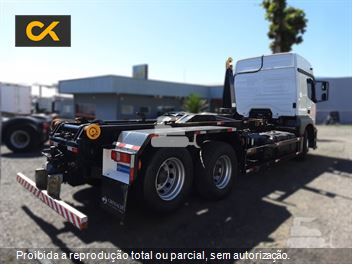 Caminhão Mercedes-Benz Axor 2533 6x2 2p (Diesel) (E5)