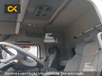 Caminhão Mercedes-Benz Axor 2533 6x2 2p (Diesel) (E5)