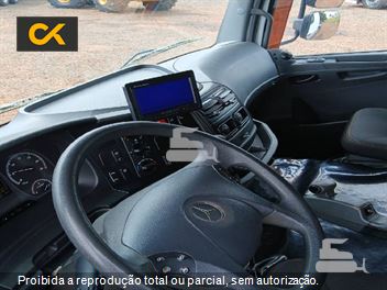 Caminhão Mercedes-Benz Axor 2533 6x2 2p (Diesel) (E5)