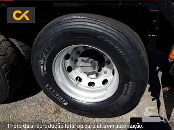 Caminhão Mercedes-Benz Axor 2533 6x2 2p (Diesel) (E5)