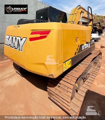 Escavadeira Sany SY135C