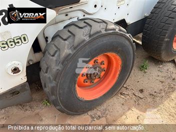 Mini-Carregadeira Bobcat S650