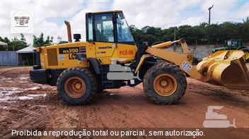 Pá Carregadeira Komatsu WA200