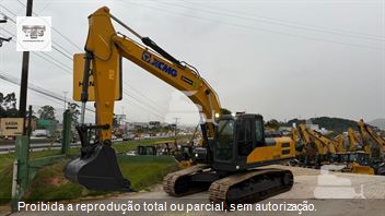 Escavadeira XCMG XE225BR