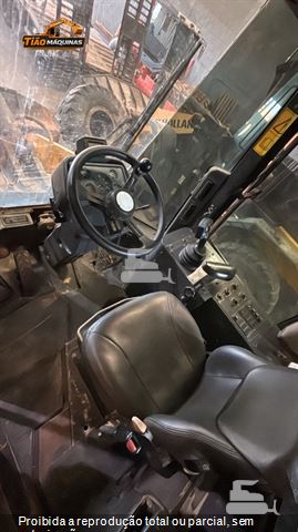 Pá Carregadeira New Holland W130