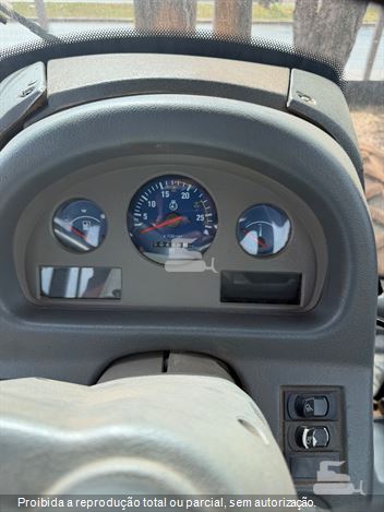 Trator Agrícola Valtra BH185