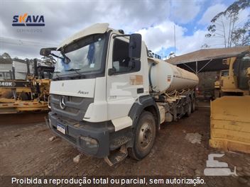 Caminhão Mercedes-Benz Axor 3131 6x4 2p (diesel)(E5)