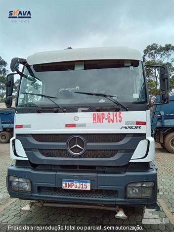 Caminhão Mercedes-Benz Axor 3131 6x4 2p (diesel)(E5)