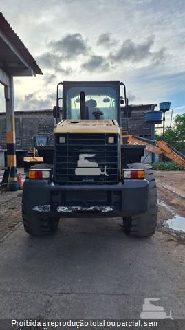 Pá Carregadeira Komatsu WA200