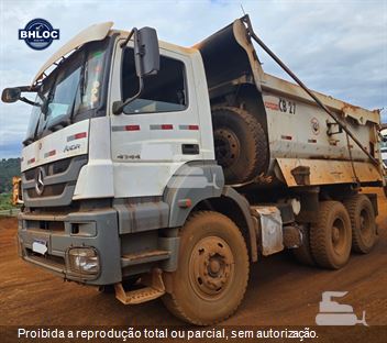 Caminhão Mercedes-Benz Axor 4144 K 6x4 2p (Diesel) (E5)
