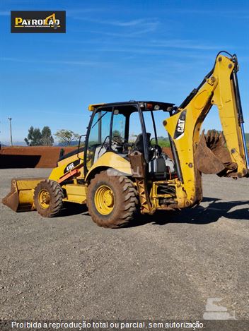 Retro Escavadeira Caterpillar 416E
