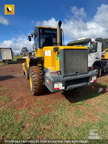 Pá Carregadeira Komatsu WA200