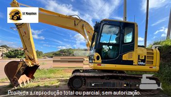 Escavadeira Komatsu PC130