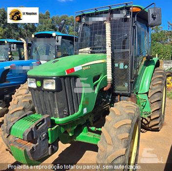 Trator Agrícola John Deere 5090E
