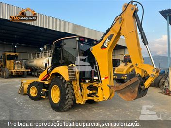 Retro Escavadeira Caterpillar 416F2