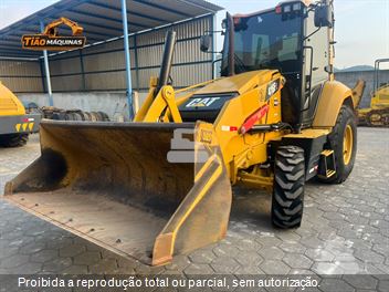 Retro Escavadeira Caterpillar 416F2
