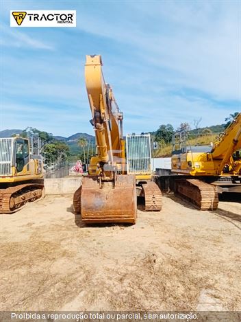 Escavadeira Komatsu PC240