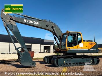 Escavadeira Hyundai R220LC-9S
