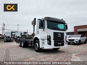 Caminhão Volkswagen 24-280 E Constellation 6x2 2p (Diesel)(E5)