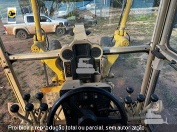Motoniveladora Caterpillar 135H