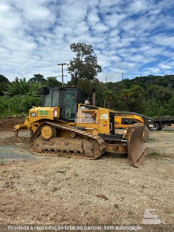 Trator de Esteira Caterpillar D6N XL