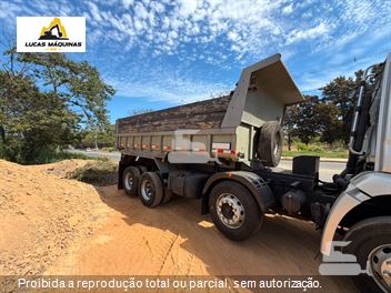 Caminhão Volkswagen 24-250 E Constellation 3-Eixos 2p (diesel)