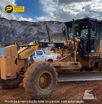 Motoniveladora Caterpillar 140K