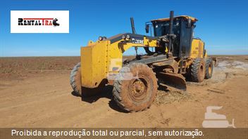 Motoniveladora John Deere 620G