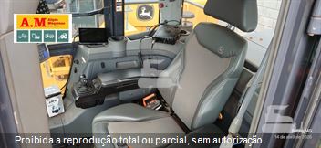 Pá Carregadeira John Deere 844P