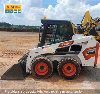 Mini-Carregadeira Bobcat S450