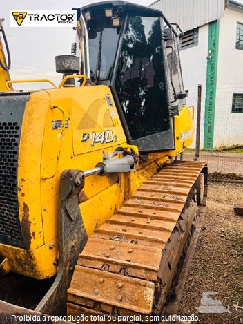 Trator de Esteira New Holland D140 B