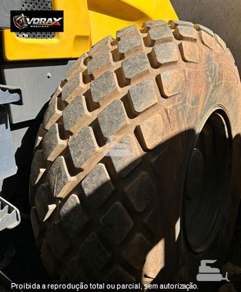 Rolo Compactador New Holland V110PD
