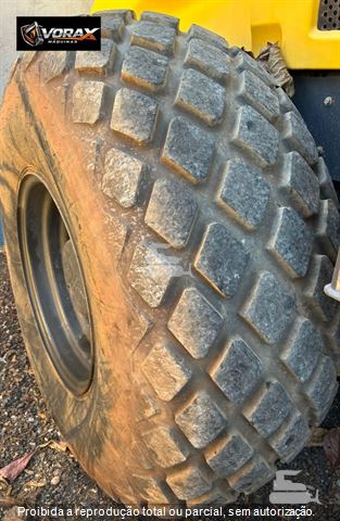 Rolo Compactador New Holland V110PD