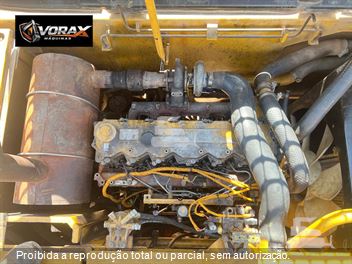 Escavadeira Caterpillar 320DL