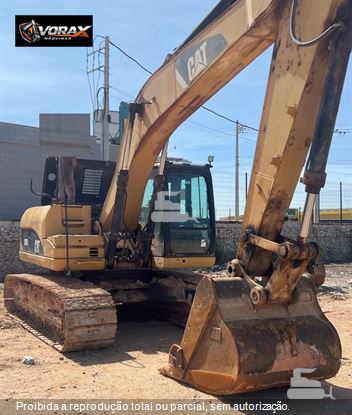 Escavadeira Caterpillar 320DL
