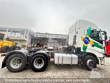 Caminhão Iveco STRALIS 600-S44T TA 6x2 2p (Diesel)(E5)