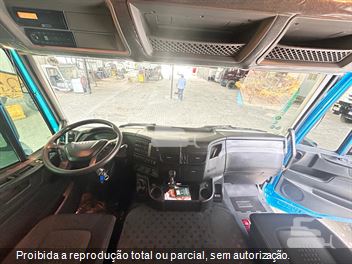 Caminhão Iveco STRALIS 600-S44T TB 6x2 2p (Diesel)(E5)