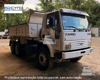 Caminhão Ford CARGO 2422/ 2422 E 3-Eixos 2p (diesel)
