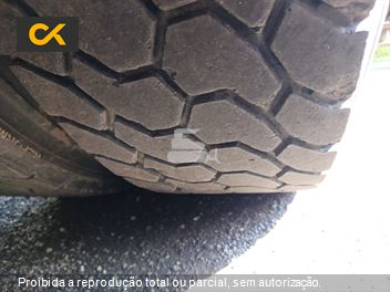Caminhão Mercedes-Benz Axor 2644 S/LS 6x4 2p (Diesel) (E5)
